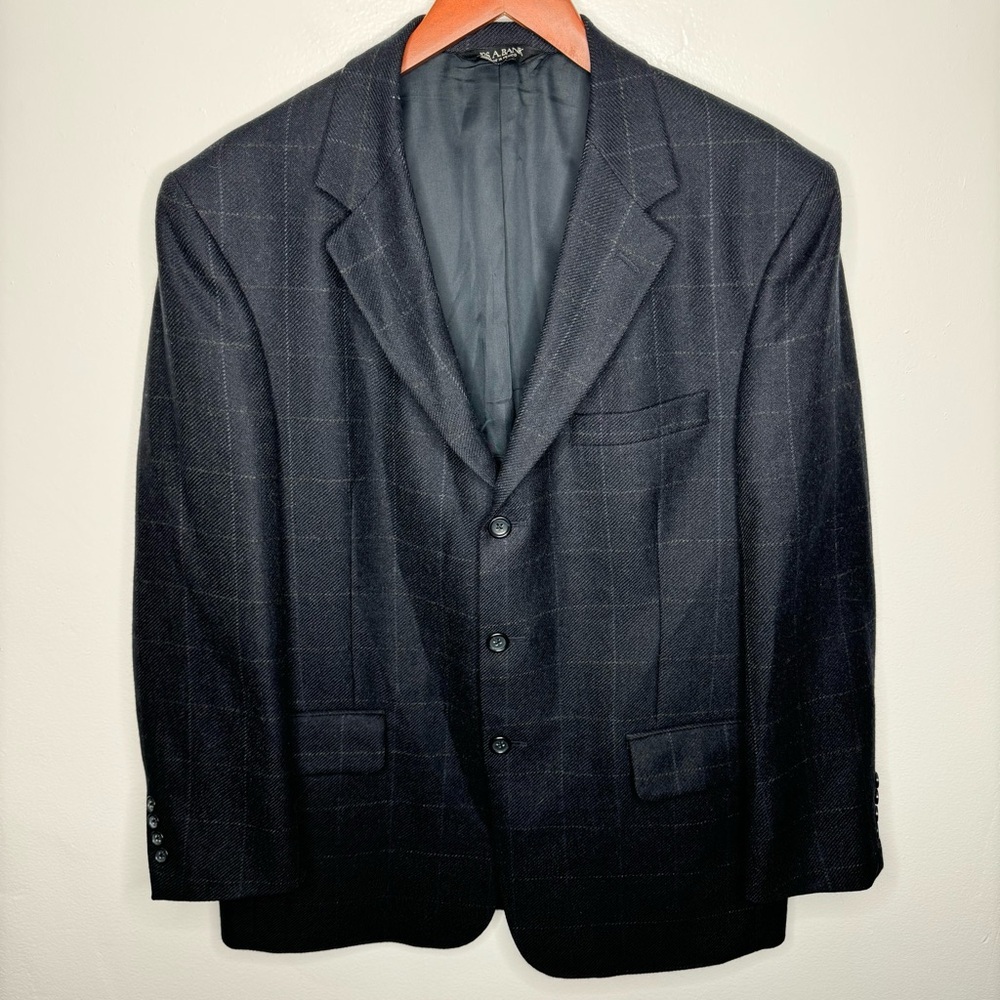 Jos. A. Bank 3 Button Navy Blue Blazer Size 42L READ DESCRIPTION